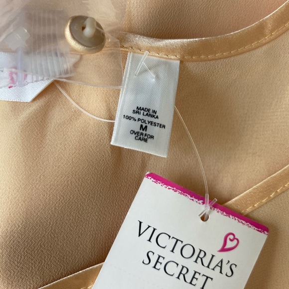 Victoria’s Secret sheer pajama set NWT - Picture 4 of 6